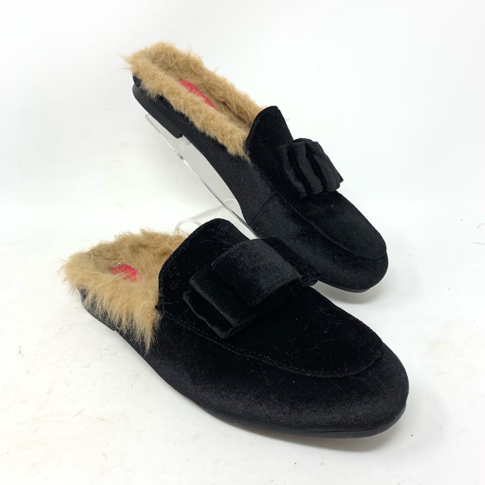 Catherine Malandrino Forrow Black Velvet Slides